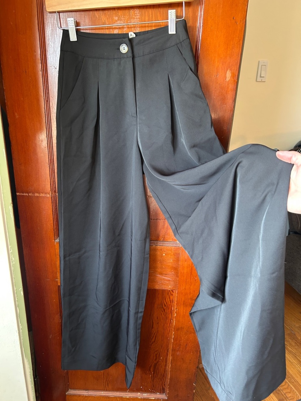 Luxurious Classic Pleated Trousers